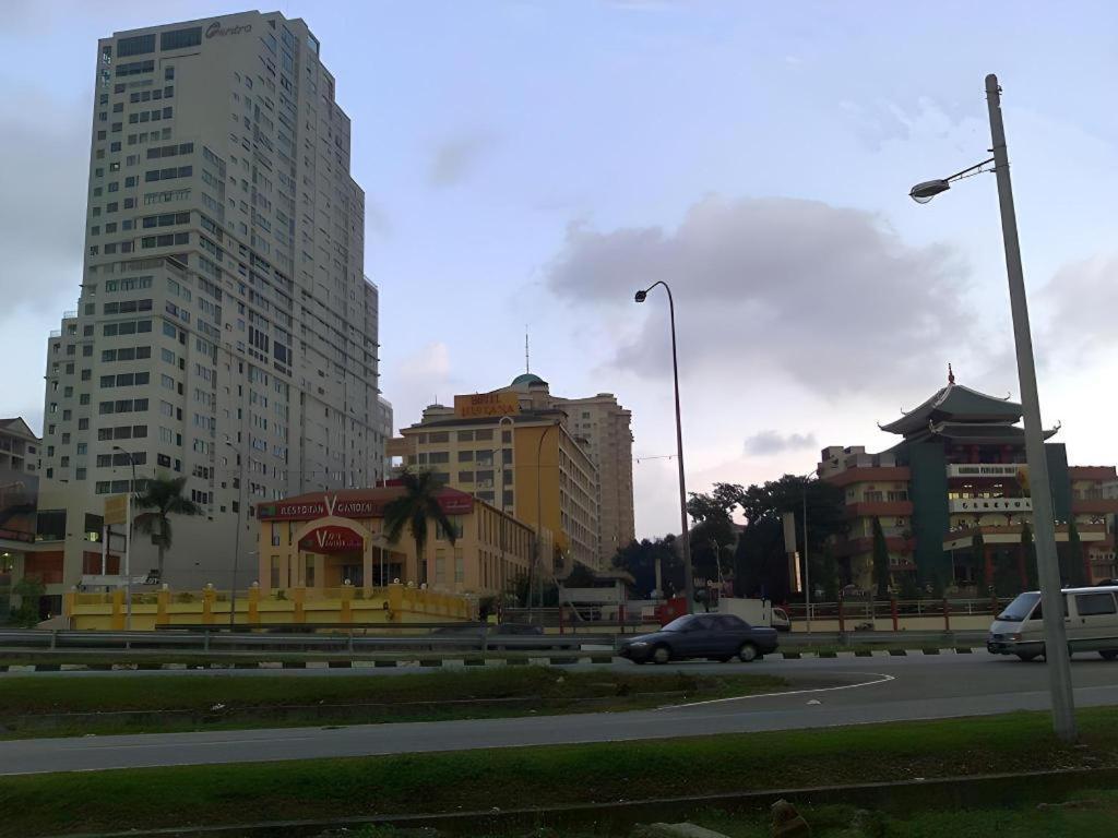 Klang Histana Hotel Exterior photo