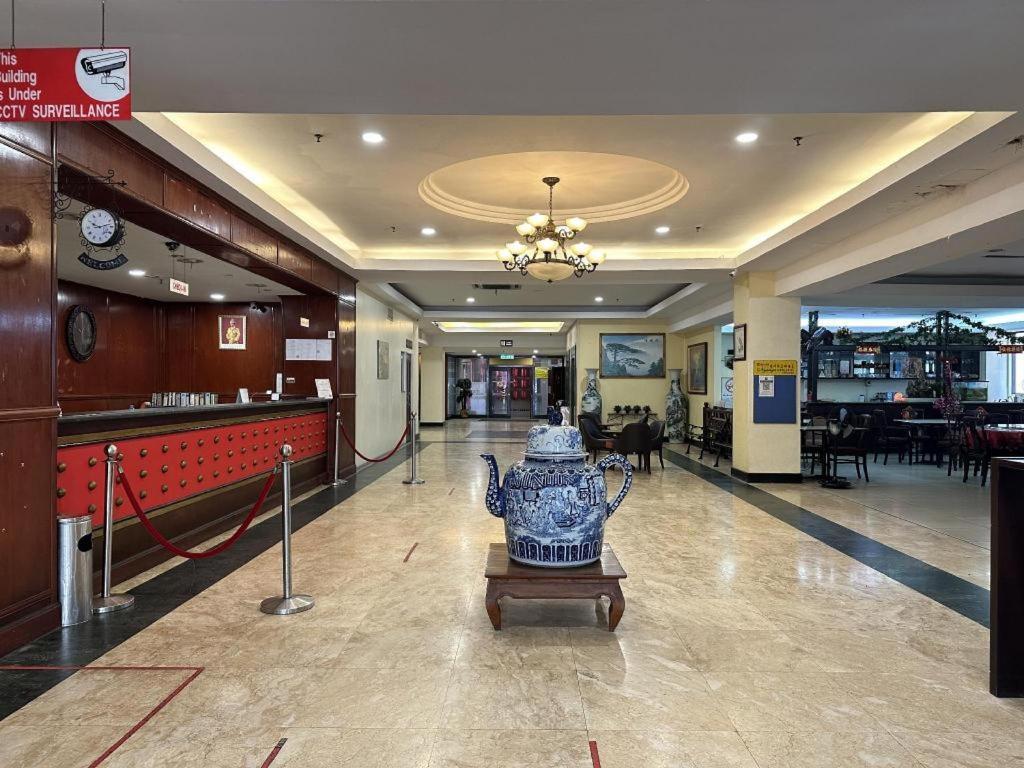 Klang Histana Hotel Exterior photo